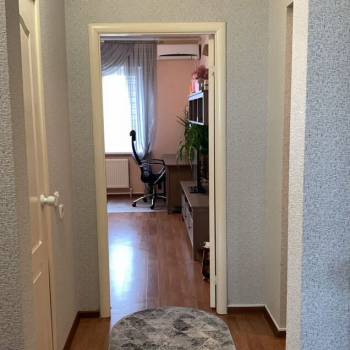 Продается 1-комнатная квартира, 40,9 м²