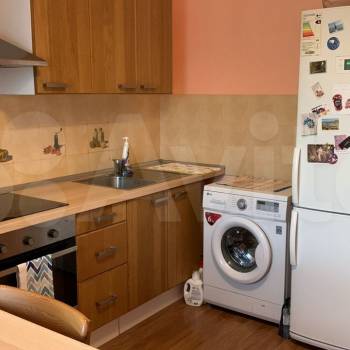 Продается 1-комнатная квартира, 40,9 м²