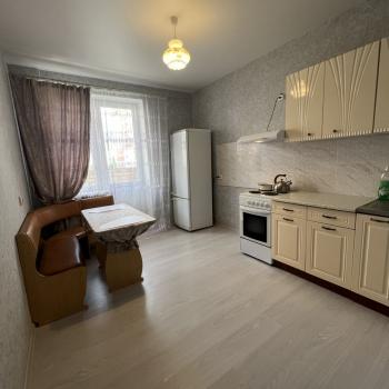 Продается 1-комнатная квартира, 39 м²