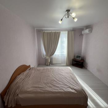 Продается 1-комнатная квартира, 39 м²