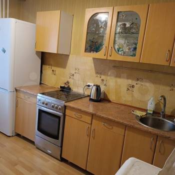 Сдается 1-комнатная квартира, 35 м²