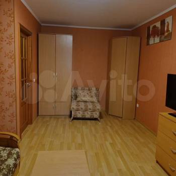 Сдается 1-комнатная квартира, 35 м²