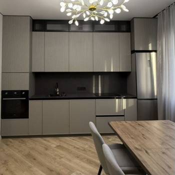 Продается 1-комнатная квартира, 55 м²