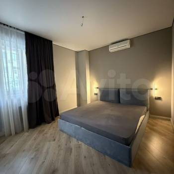 Продается 1-комнатная квартира, 55 м²