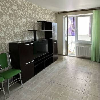 Продается 1-комнатная квартира, 48 м²