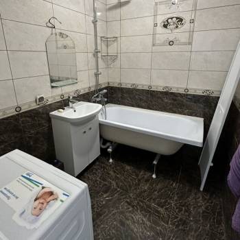 Продается 1-комнатная квартира, 48 м²