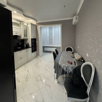 Продается 2-х комнатная квартира, 62,5 м²