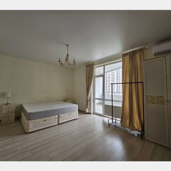 Продается Многокомнатная квартира, 143 м²