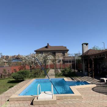 Продается Дом, 490 м²