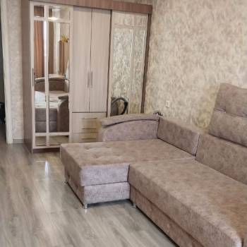 Продается 1-комнатная квартира, 43,2 м²