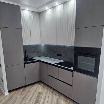 Продается 1-комнатная квартира, 39 м²