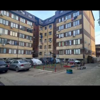 Продается 1-комнатная квартира, 47 м²