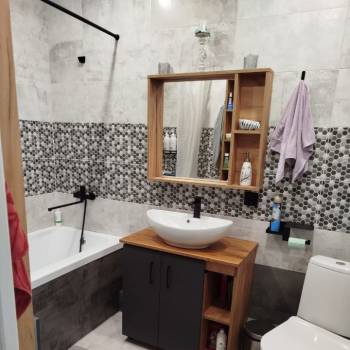 Продается 1-комнатная квартира, 35 м²