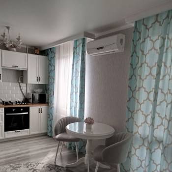 Продается 1-комнатная квартира, 35 м²