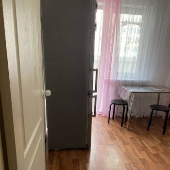 Продается 1-комнатная квартира, 40 м²