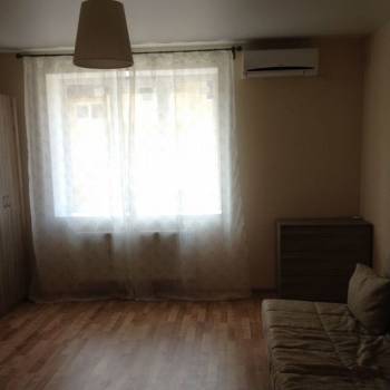 Продается 1-комнатная квартира, 40,9 м²