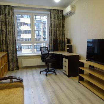 Сдается 1-комнатная квартира, 42 м²