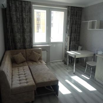 Сдается 1-комнатная квартира, 42 м²