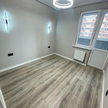 Продается 1-комнатная квартира, 32 м²