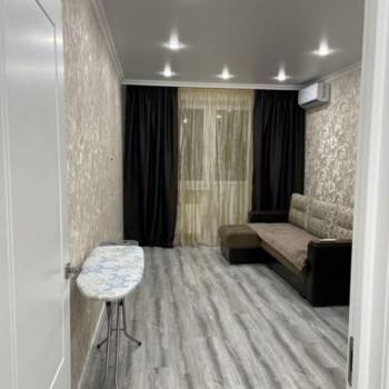 Продается 1-комнатная квартира, 40,5 м²