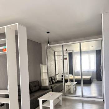 Продается 1-комнатная квартира, 39 м²