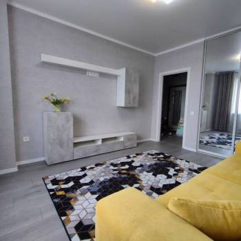 Продается 1-комнатная квартира, 37,8 м²