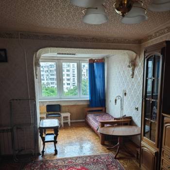 Продается 1-комнатная квартира, 45 м²