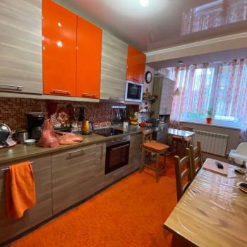 Продается 2-х комнатная квартира, 58,2 м²