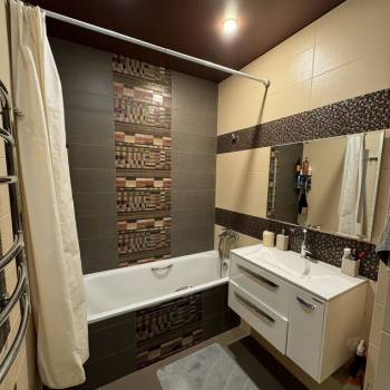 Продается 2-х комнатная квартира, 65 м²