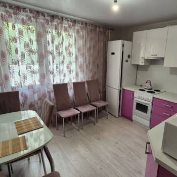 Продается 1-комнатная квартира, 39,8 м²
