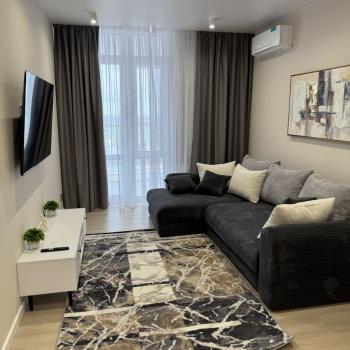 Сдается 2-х комнатная квартира, 80 м²