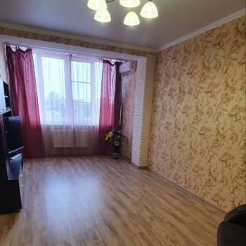 Продается 1-комнатная квартира, 46 м²