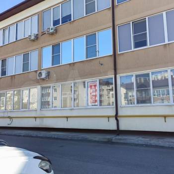 Продается 1-комнатная квартира, 40,6 м²