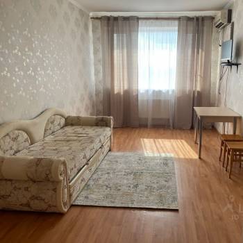 Сдается 1-комнатная квартира, 43,5 м²