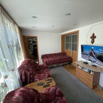 Продается Многокомнатная квартира, 68 м²