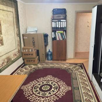 Продается Многокомнатная квартира, 68 м²