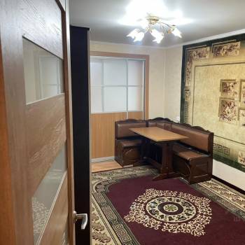 Продается Многокомнатная квартира, 68 м²