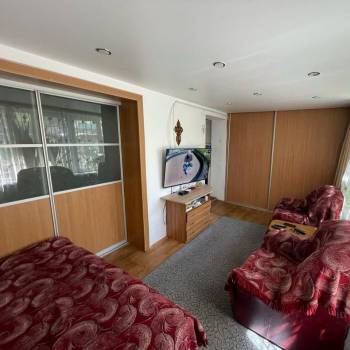 Продается Многокомнатная квартира, 68 м²