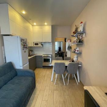 Продается 1-комнатная квартира, 35 м²