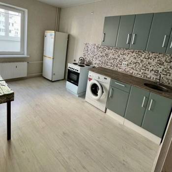 Продается 1-комнатная квартира, 40 м²