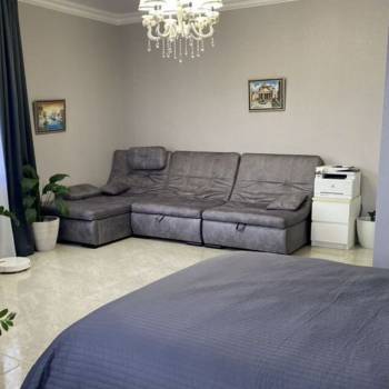 Продается 1-комнатная квартира, 50 м²