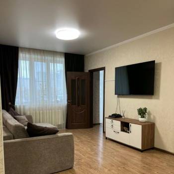 Сдается Многокомнатная квартира, 63 м²