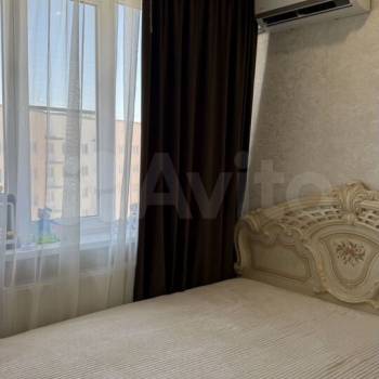 Продается 1-комнатная квартира, 38 м²