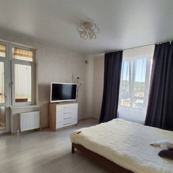 Продается 1-комнатная квартира, 55 м²