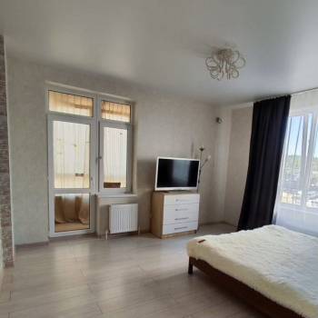 Продается 1-комнатная квартира, 55 м²