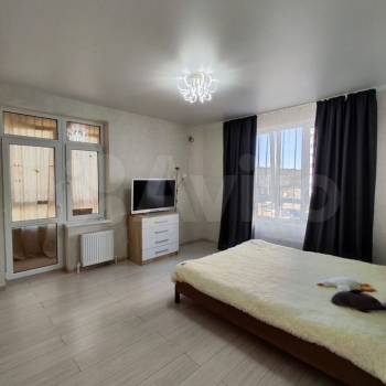 Продается 1-комнатная квартира, 55 м²