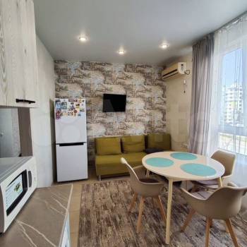 Продается 1-комнатная квартира, 55 м²