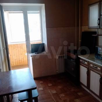 Продается Многокомнатная квартира, 71,5 м²