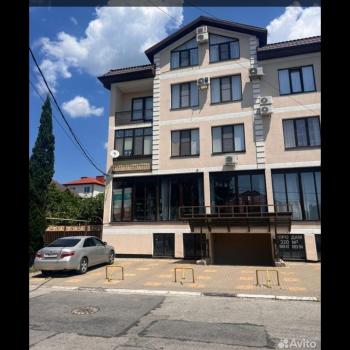 Продается 1-комнатная квартира, 45 м²