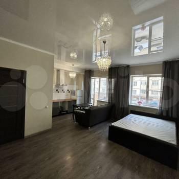 Продается 1-комнатная квартира, 38 м²